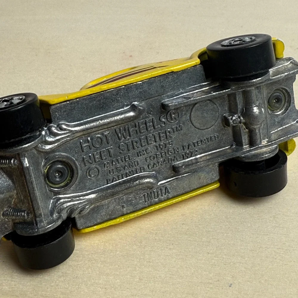 Hot Wheels 1975 Neet Streeter Diecast Car Yellow Hot Rod